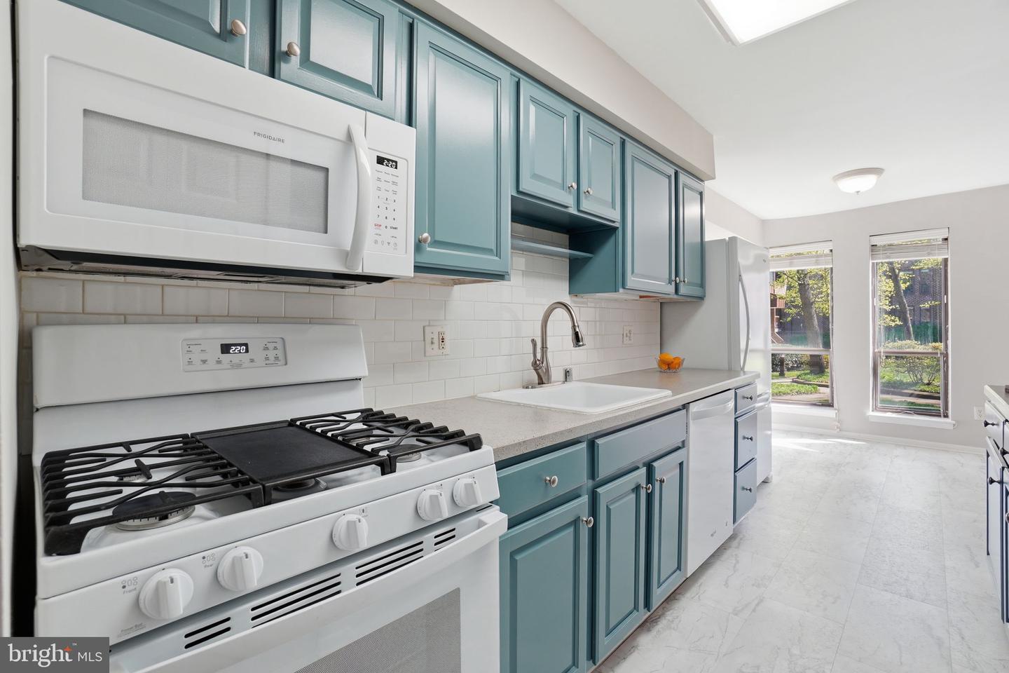 11228 Chestnut Grove Sq #132 — photo