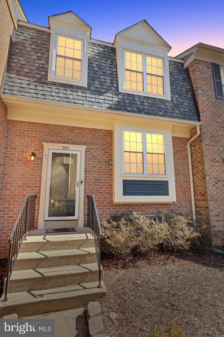 7033 Solomon Seal Ct — photo