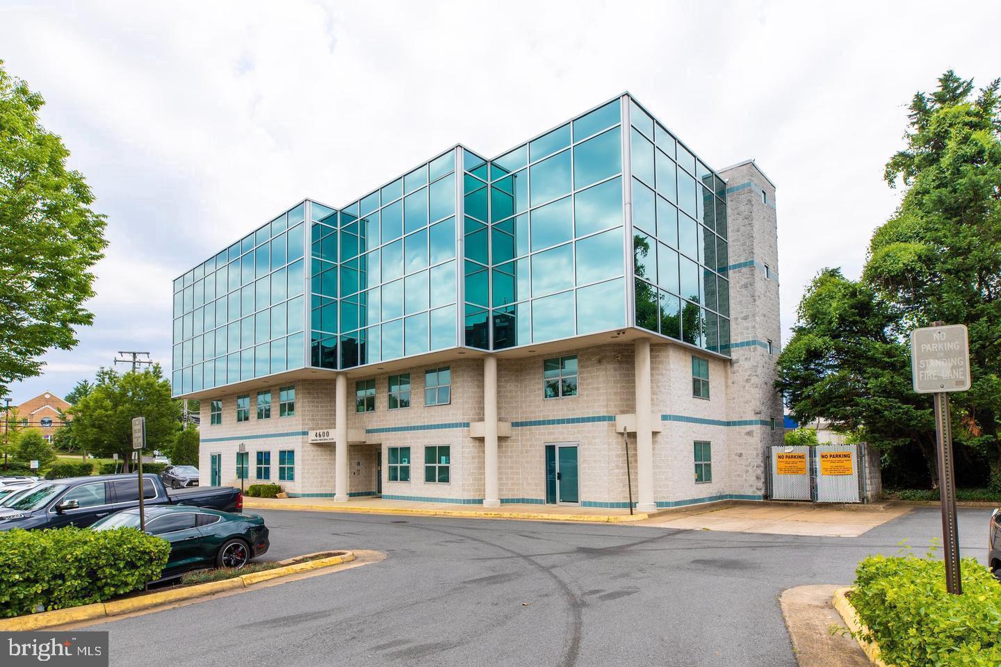 4600 John Marr Dr #302 — photo