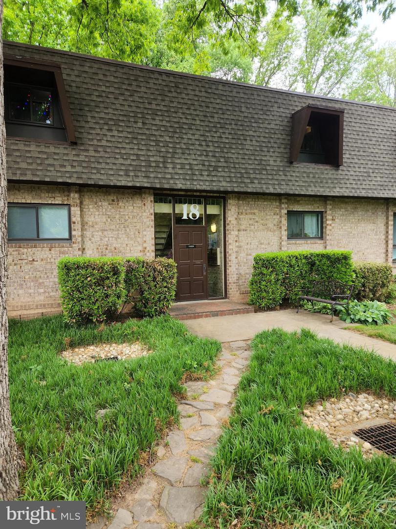 11618 Vantage Hill Road #12B, Reston, VA 20190