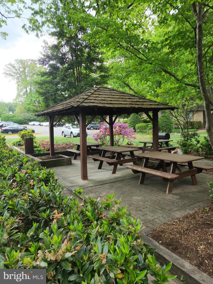 11618 Vantage Hill Road #12B, Reston, VA 20190 — photo 3