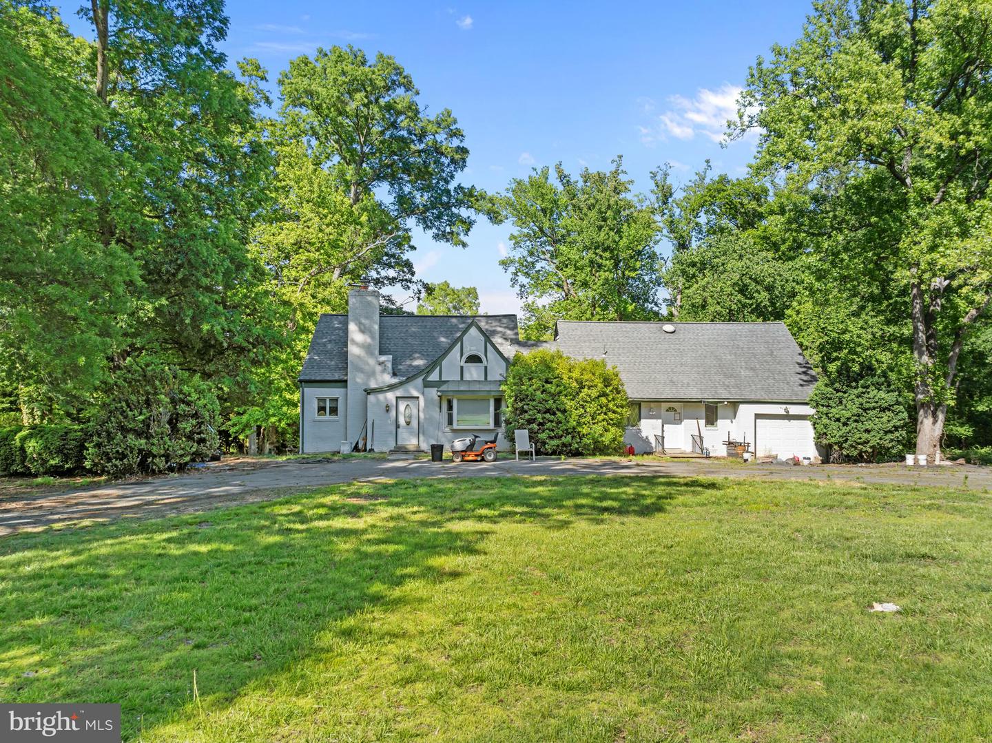 5400 Mount Vernon Memorial Hwy — photo
