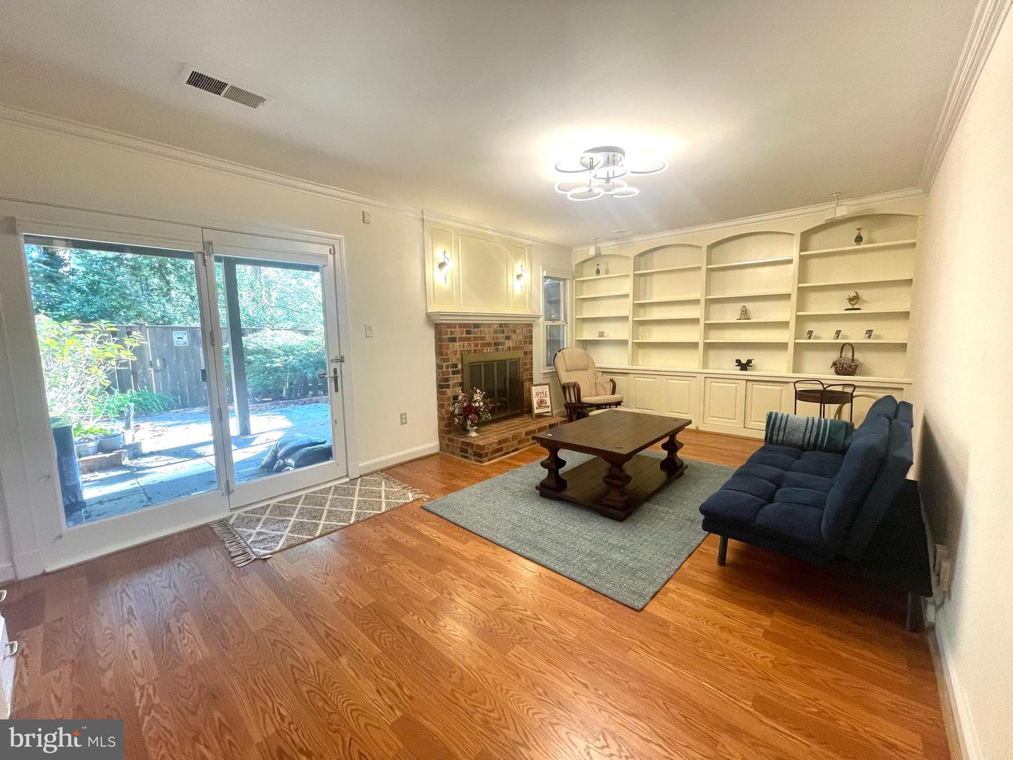 8526 Raglan Road, Vienna, VA 22182 — photo 3
