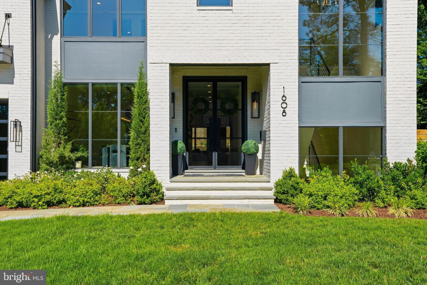 1608 Wrightson Drive, McLean, VA 22101 — photo 3