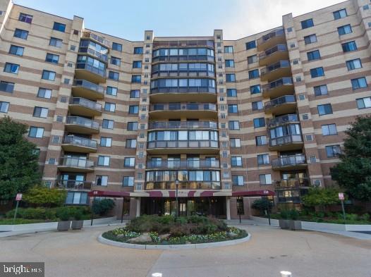 8380 Greensboro Dr #323 — photo
