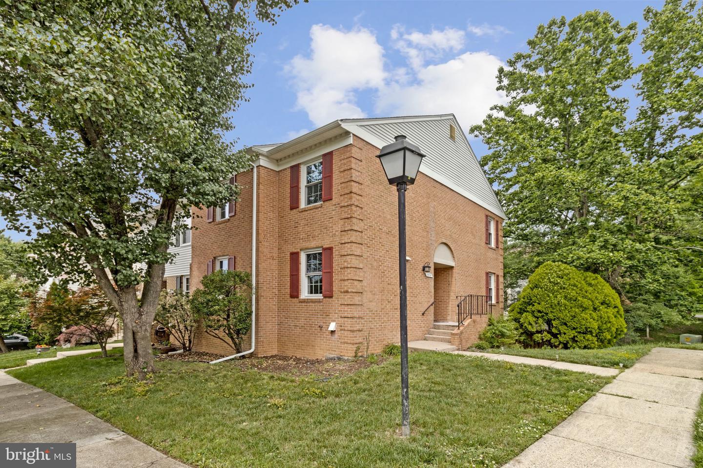 5919 Ambassador Way — photo