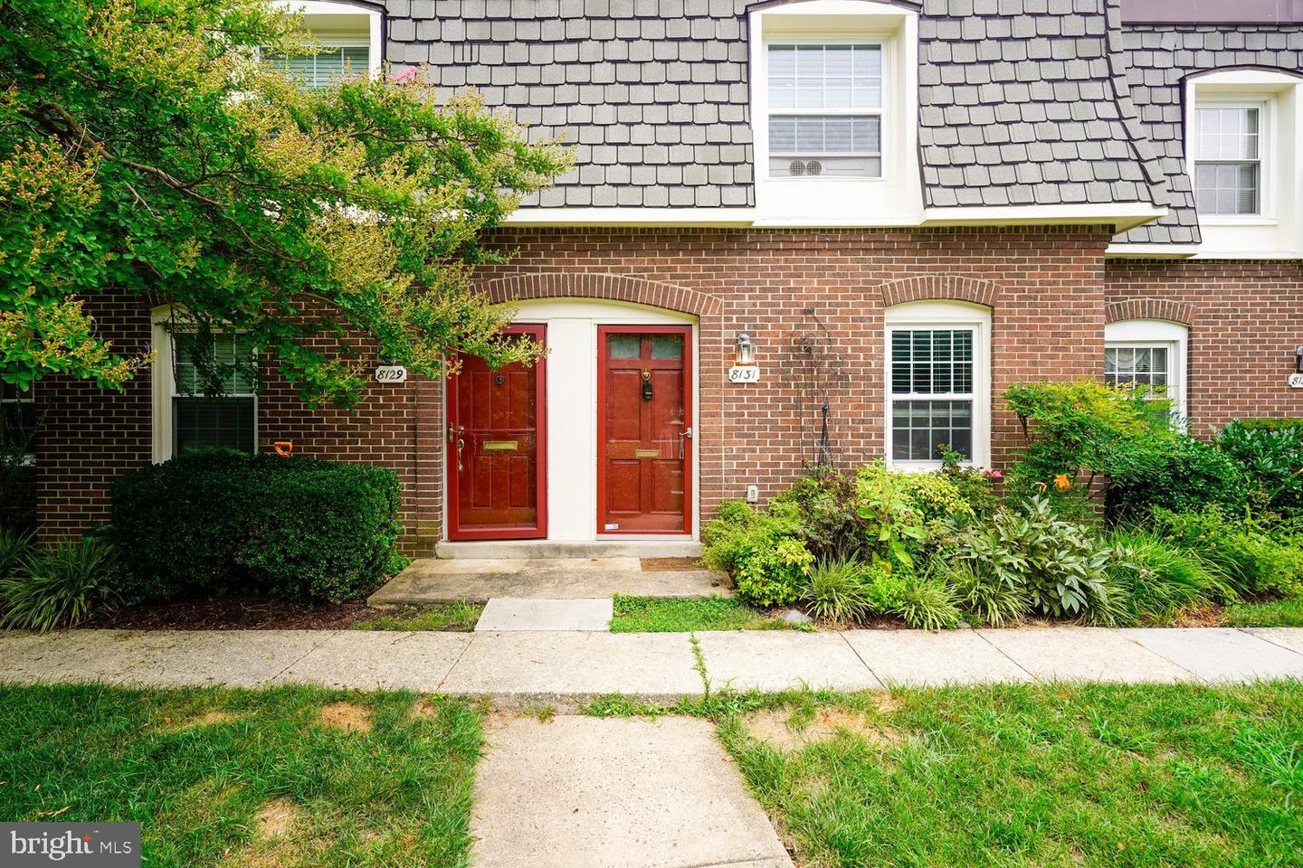 8131 Kingsway Ct #284 — photo
