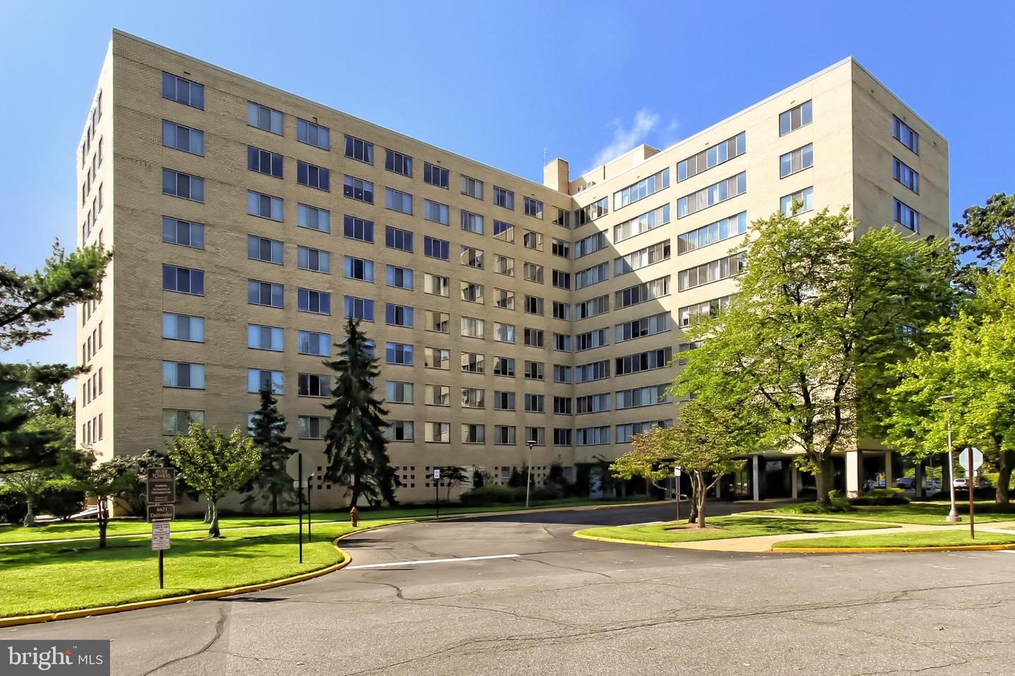 6641 Wakefield Dr #702 — photo