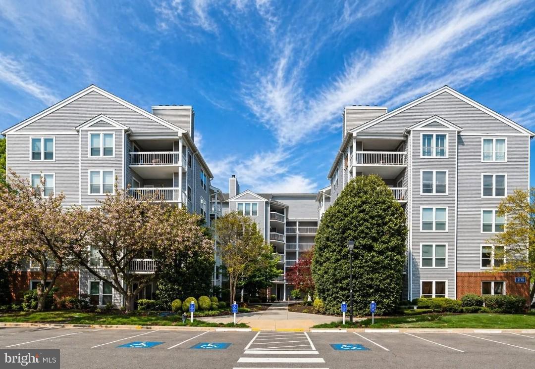3176 Summit Square Dr #4-a3 — photo