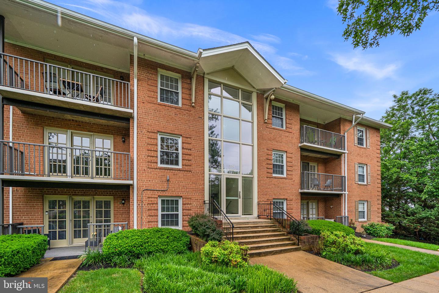 3334 Spring Ln #B-42 — photo