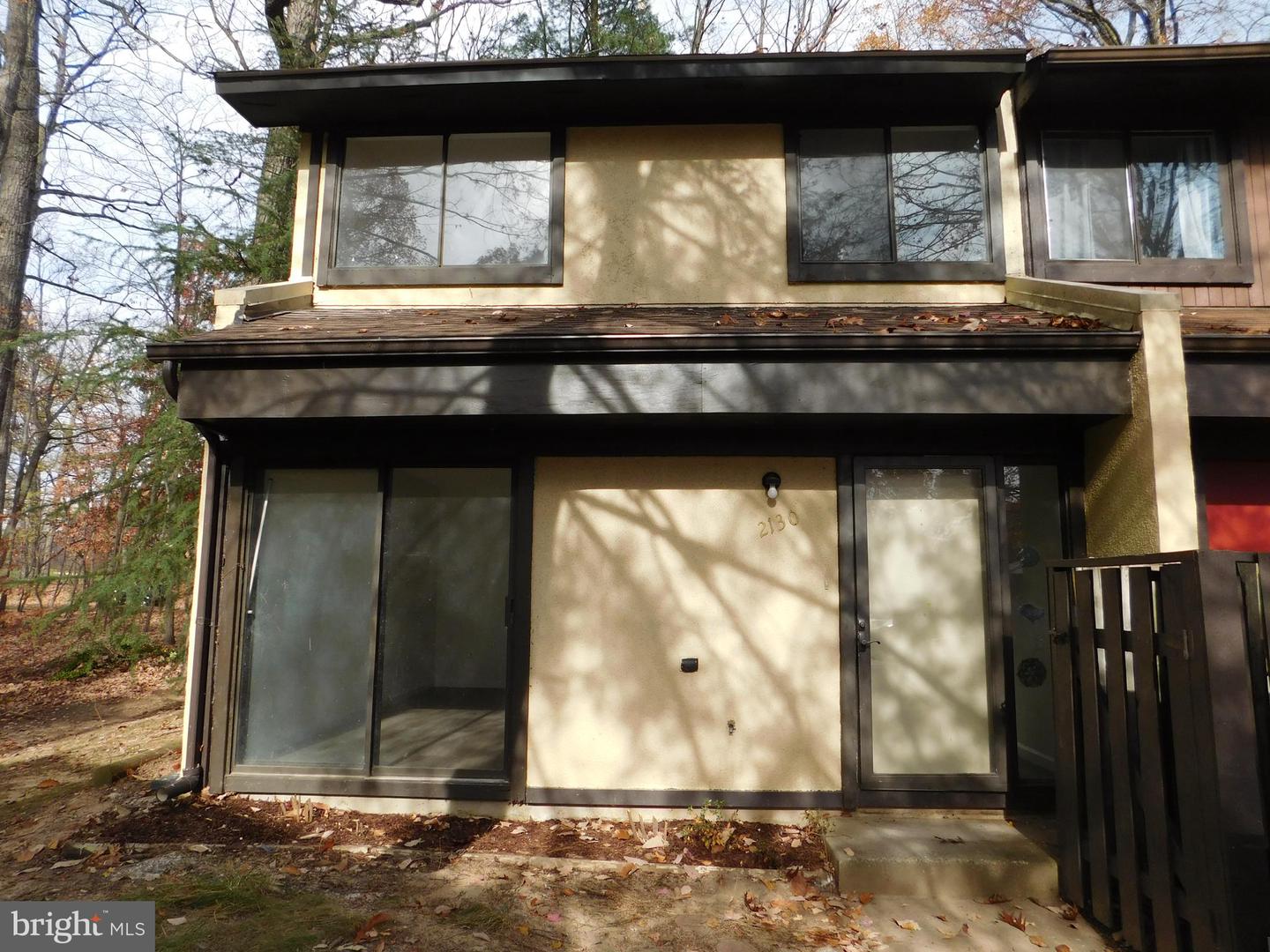 2130 Cartwright Pl — photo