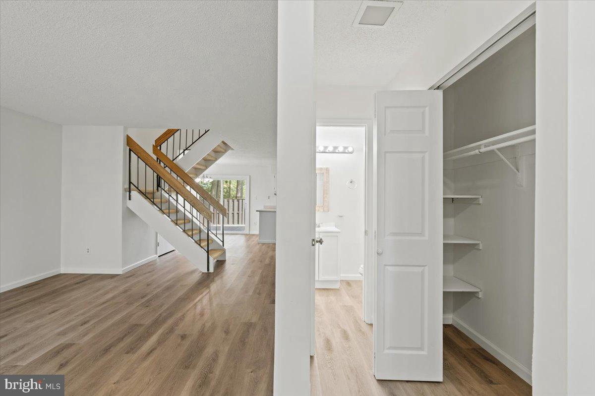 2130 CARTWRIGHT PLACE, RESTON VA 20191 — photo 2