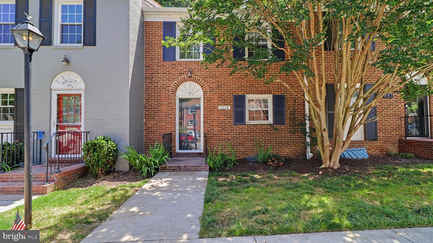 6629 Burlington Pl — photo