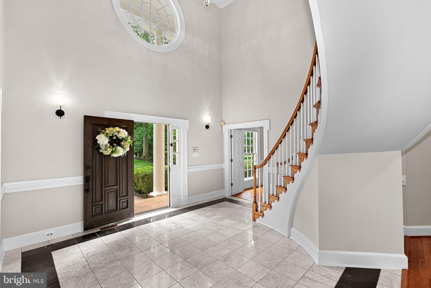 190 FALCON RIDGE ROAD, GREAT FALLS VA 22066 — photo 2