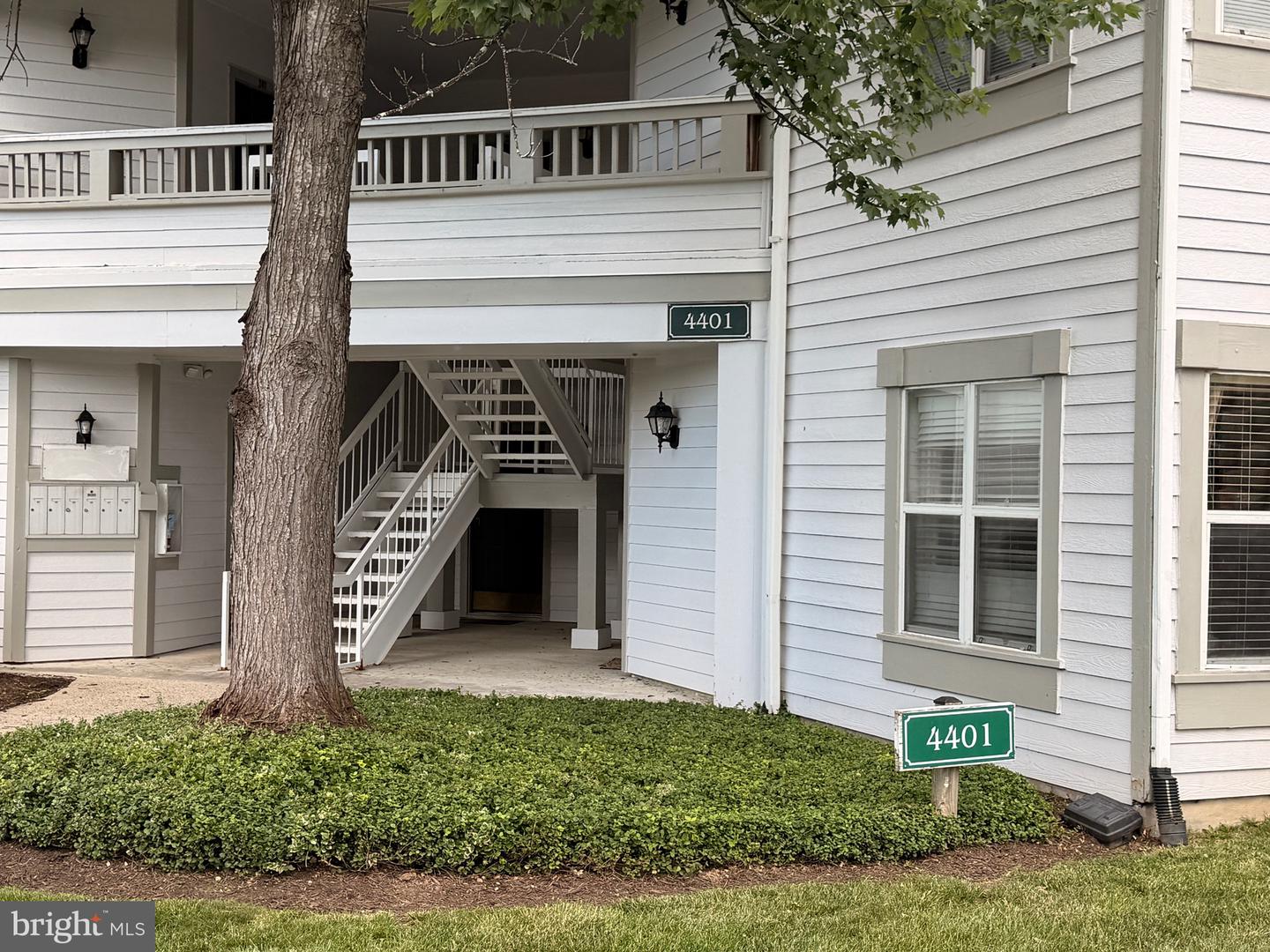 4401 Fair Stone Dr #102 — photo