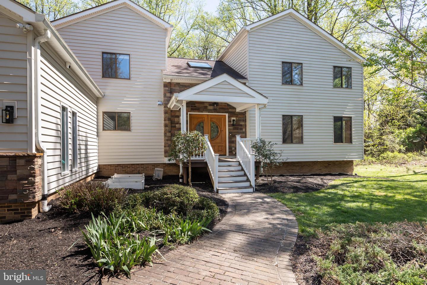 513 Springvale Road, Great Falls, VA 22066 — photo 3