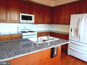 6409 Nice Pl — photo