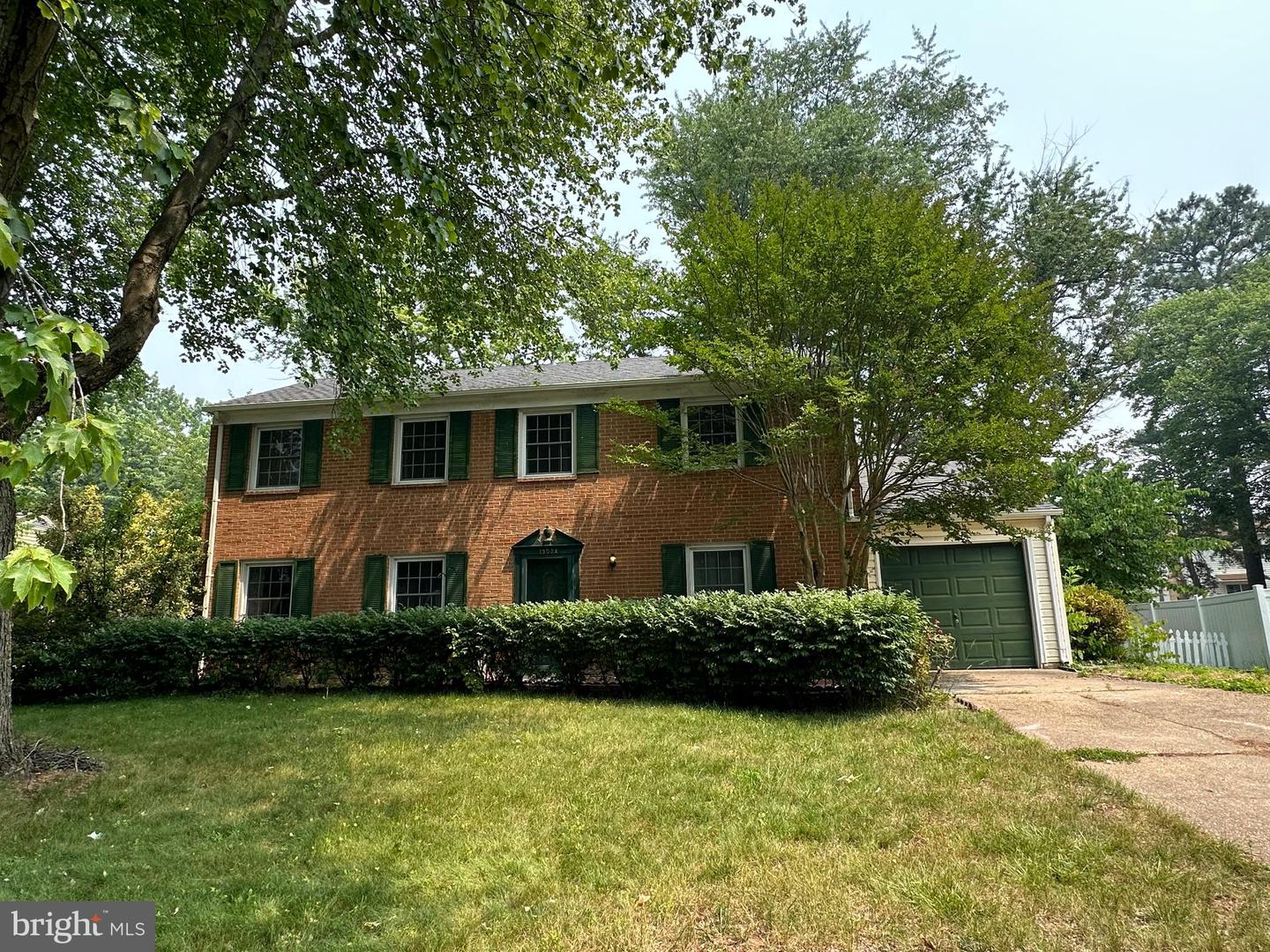 13524 Ellendale Dr — photo