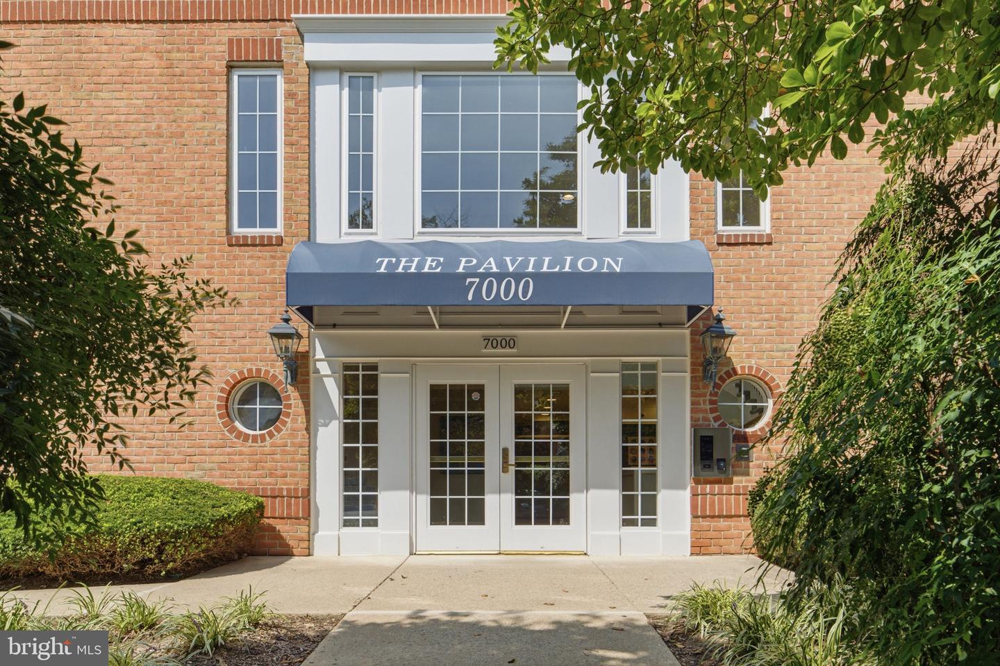 7000 Falls Reach Dr #407 — photo