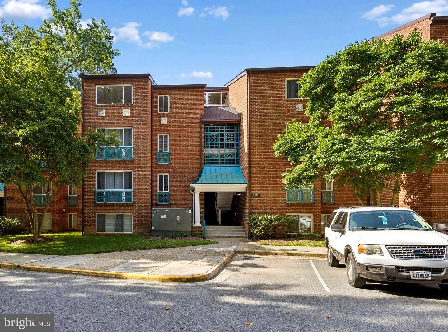 11841 Shire Ct #31D — photo