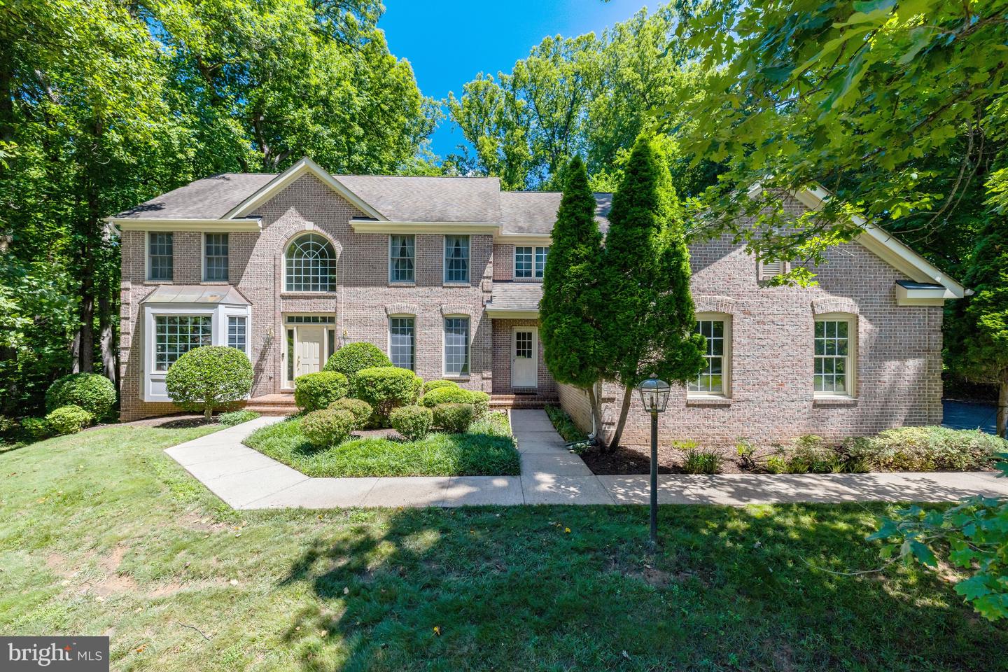 10560 Fox Forest Dr — photo
