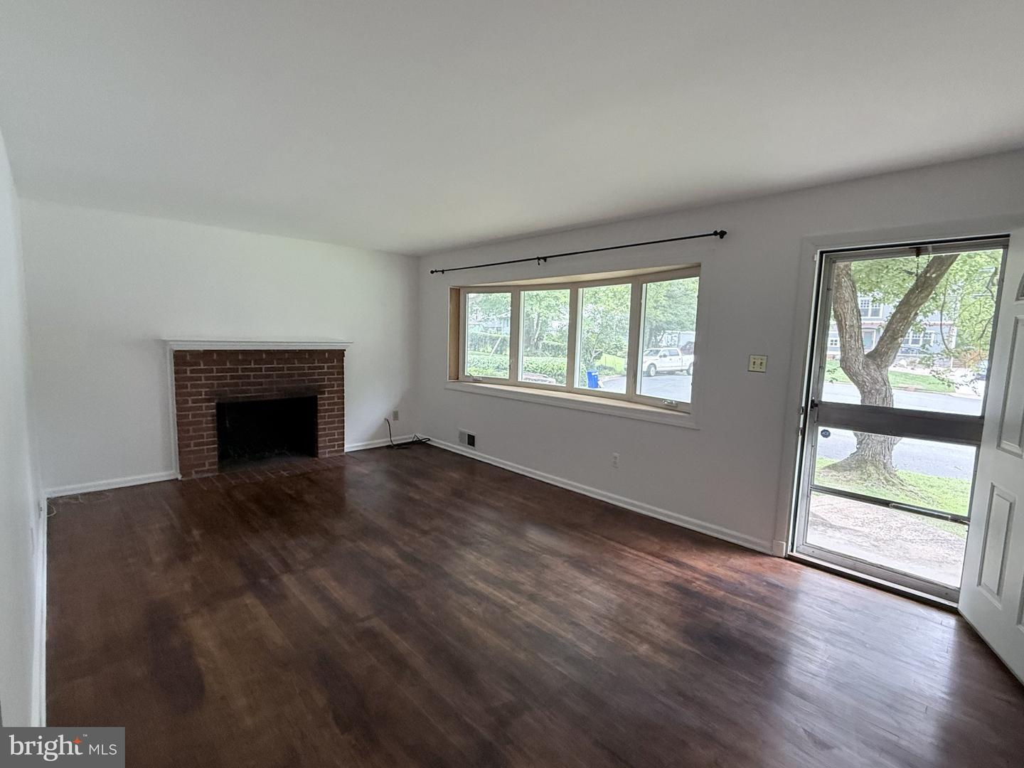 503 SW Gibson Dr SW — photo