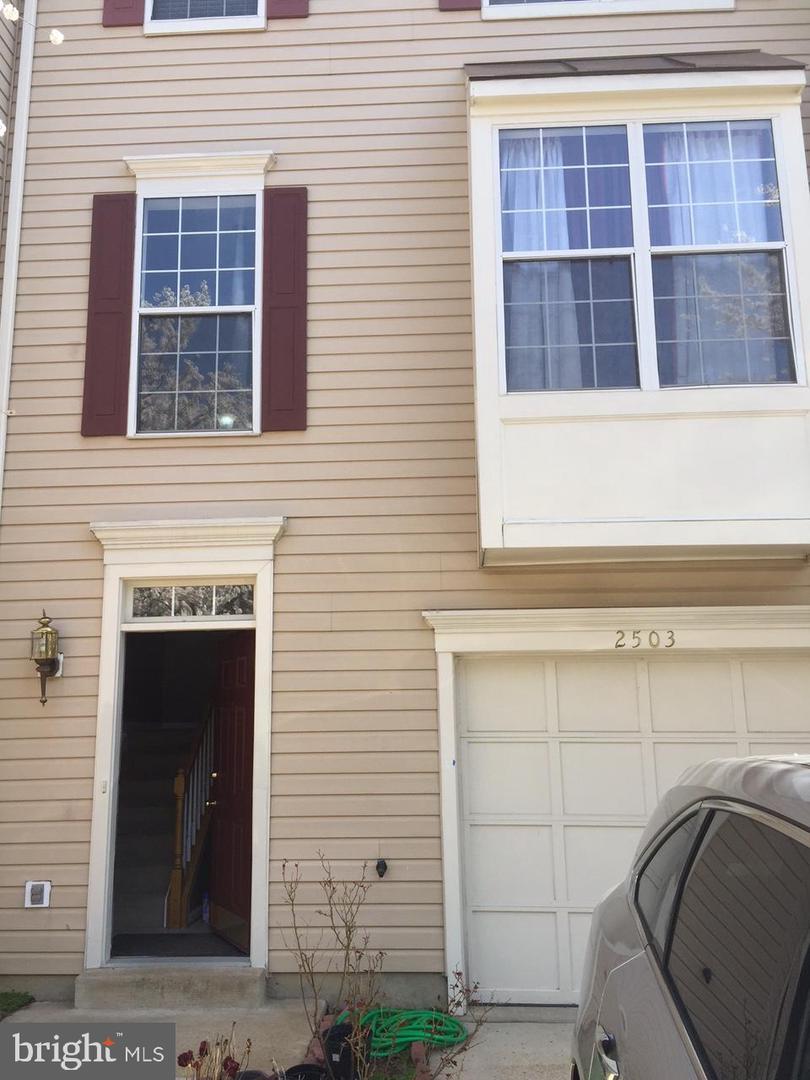 2503 Clover Field Cir — photo