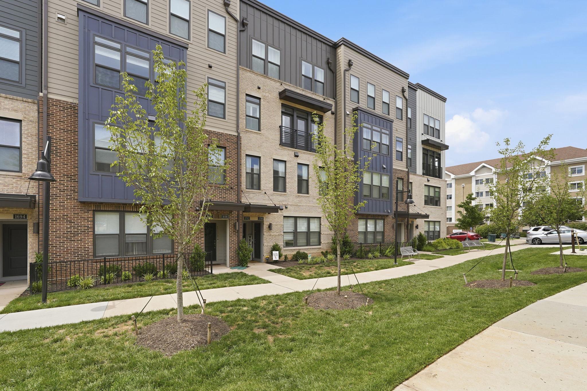 1702 Bandit Loop, Reston, VA 20190 — photo 2