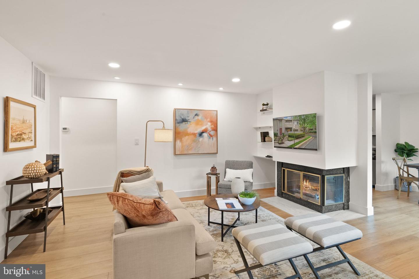 11025-A Villaridge Ct — photo