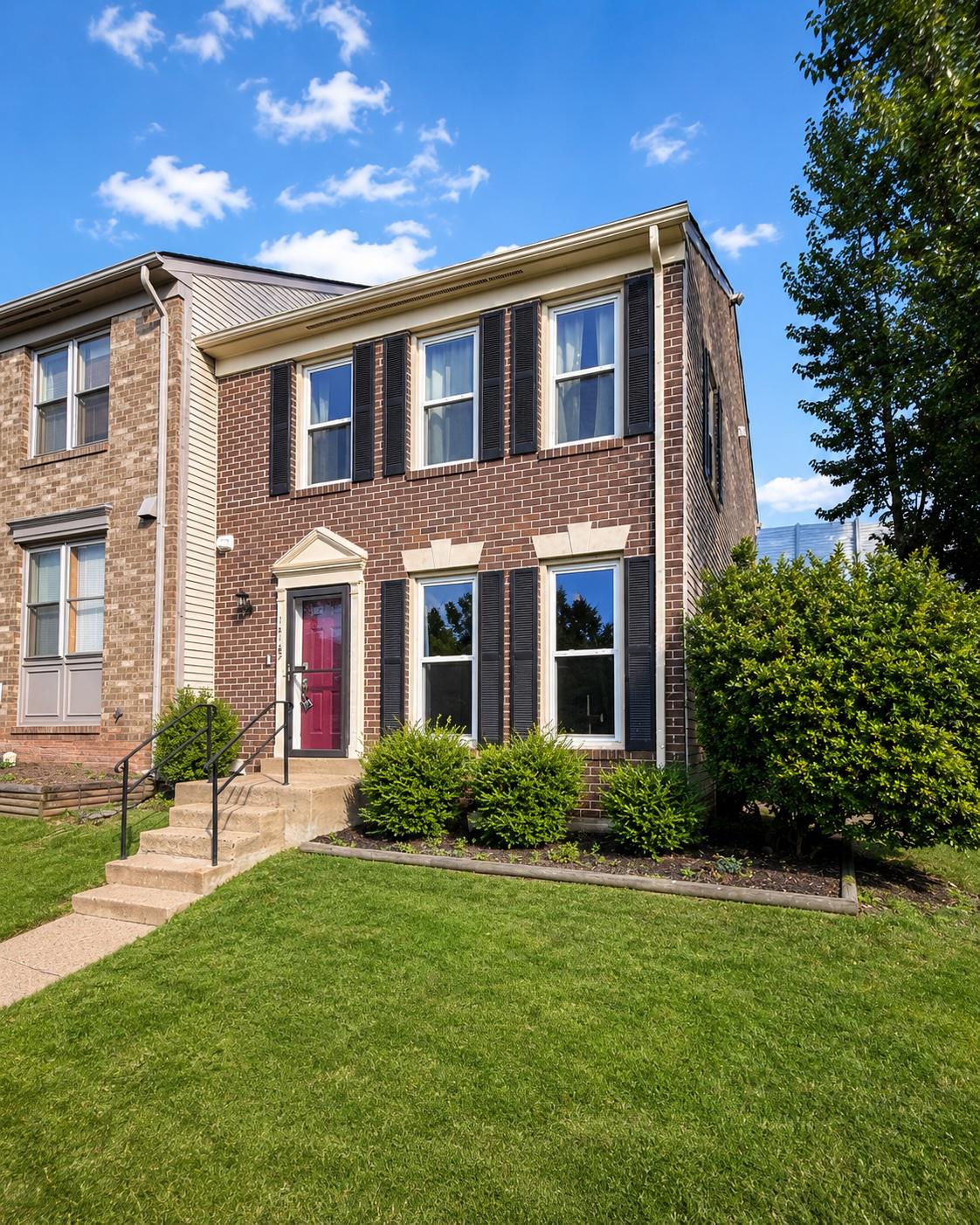 14187 Royal Oak Ln — photo