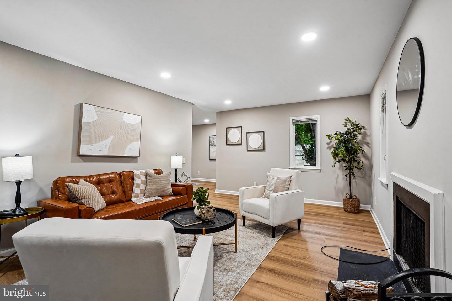 1537 Park Glen Ct — photo