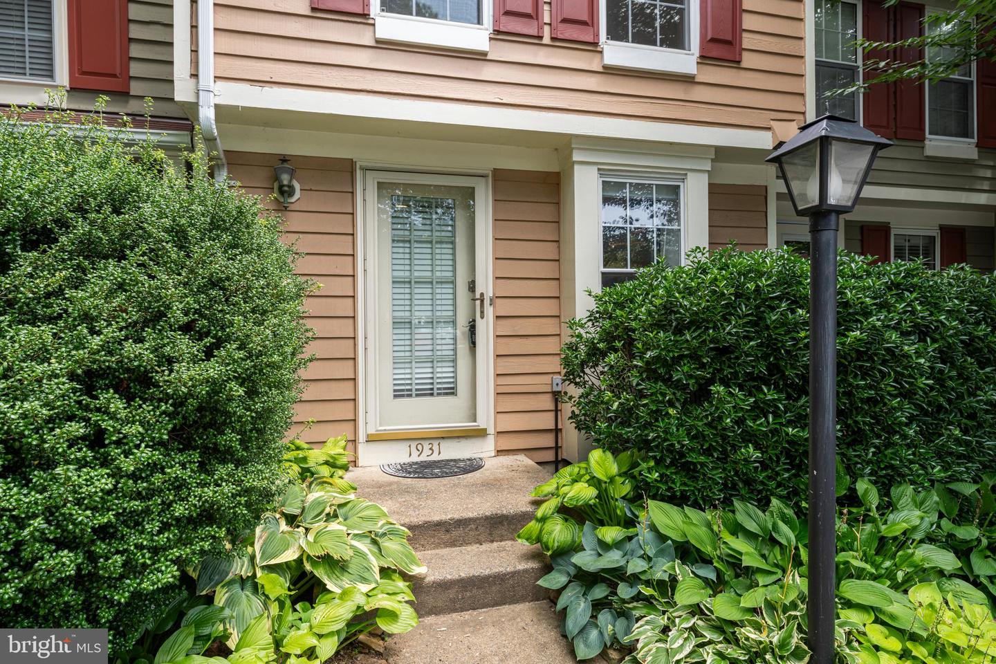 1931 Belmont Ridge Court, Reston, VA 20191 — photo 2