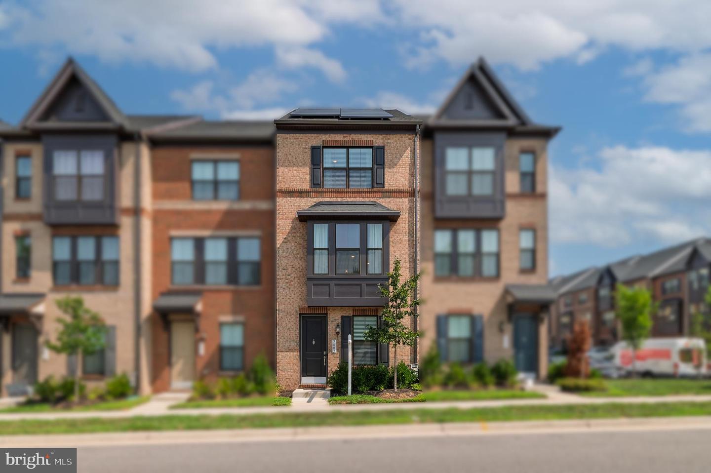 2802 Dart Dr — photo