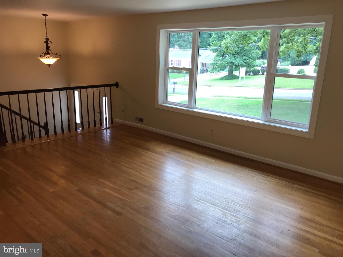 113 Kingsley Road SW, Vienna, VA 22180 — photo 3