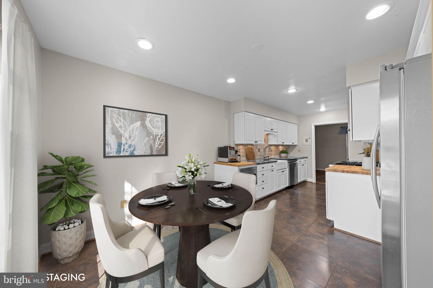 2172 Golf Course Dr — photo