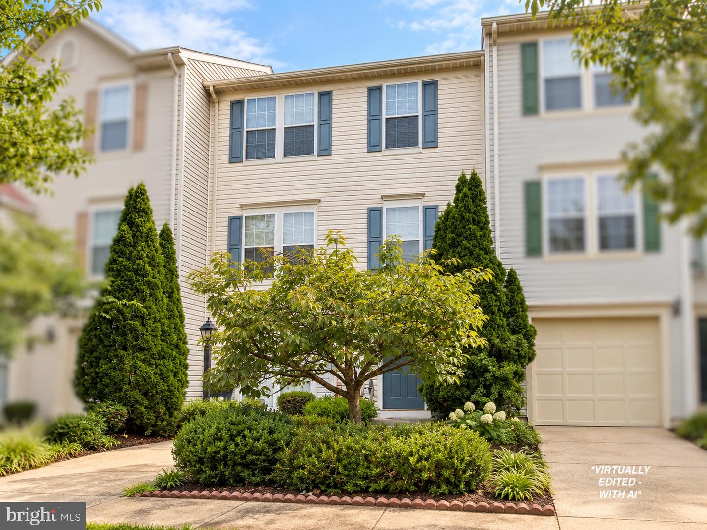 2527 Banshire Dr — photo