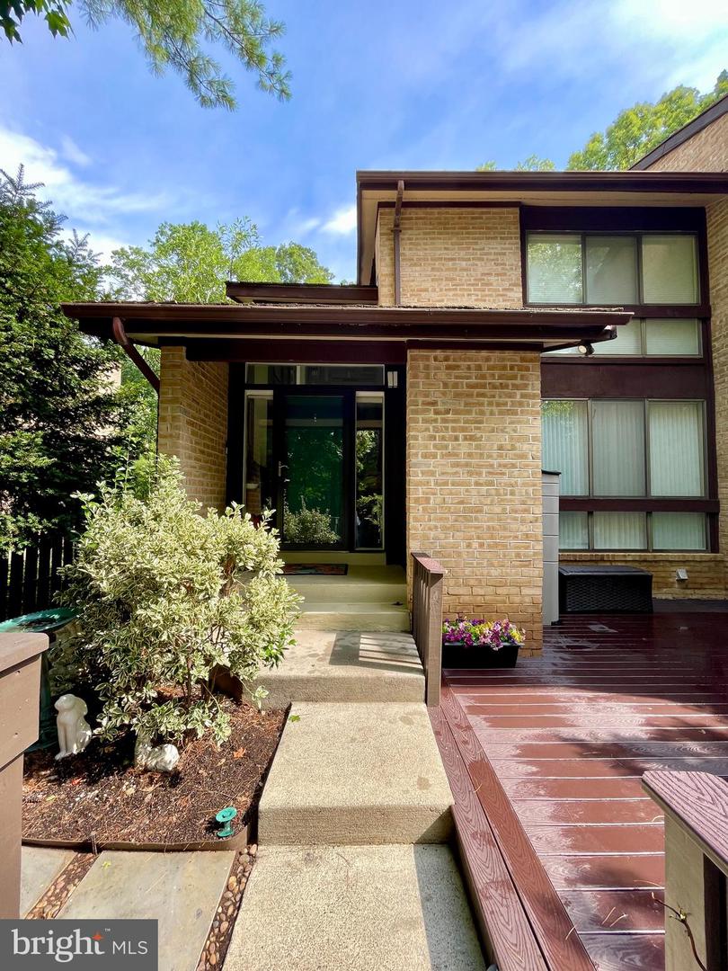 11310 Dockside Circle, Reston, VA 20191 — photo 2