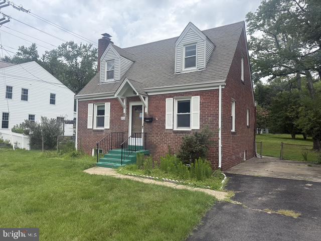 2414 Fairview Dr — photo