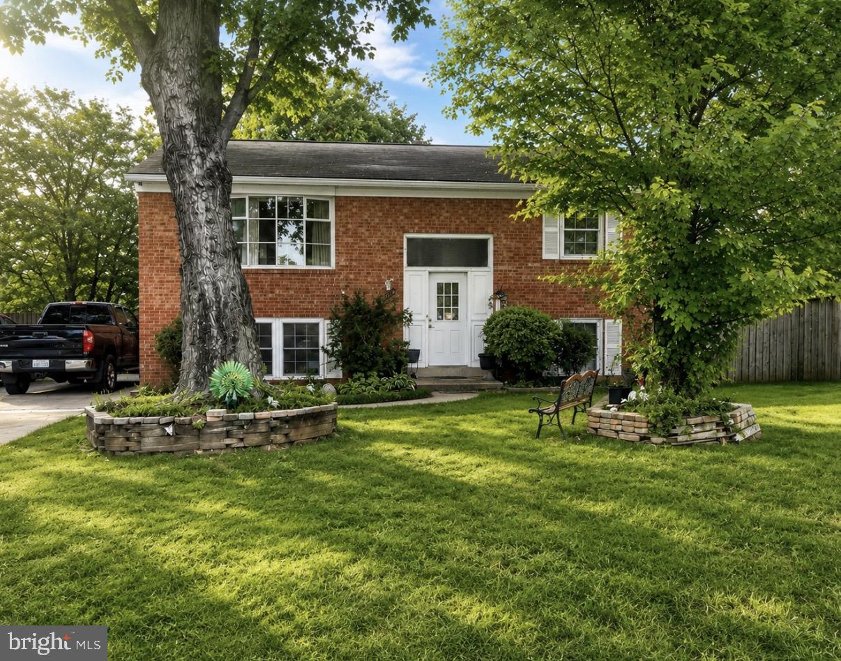13604 Bentree Ct — photo