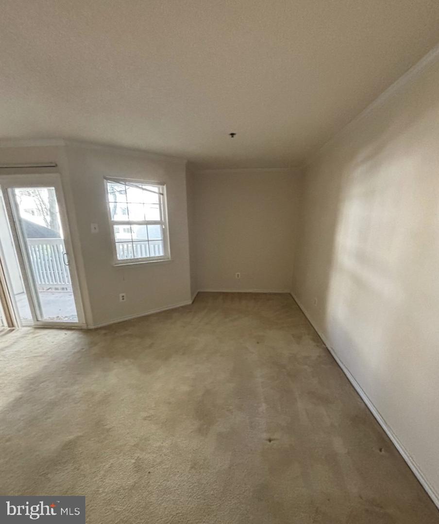 1504 Lincoln Way #108 — photo