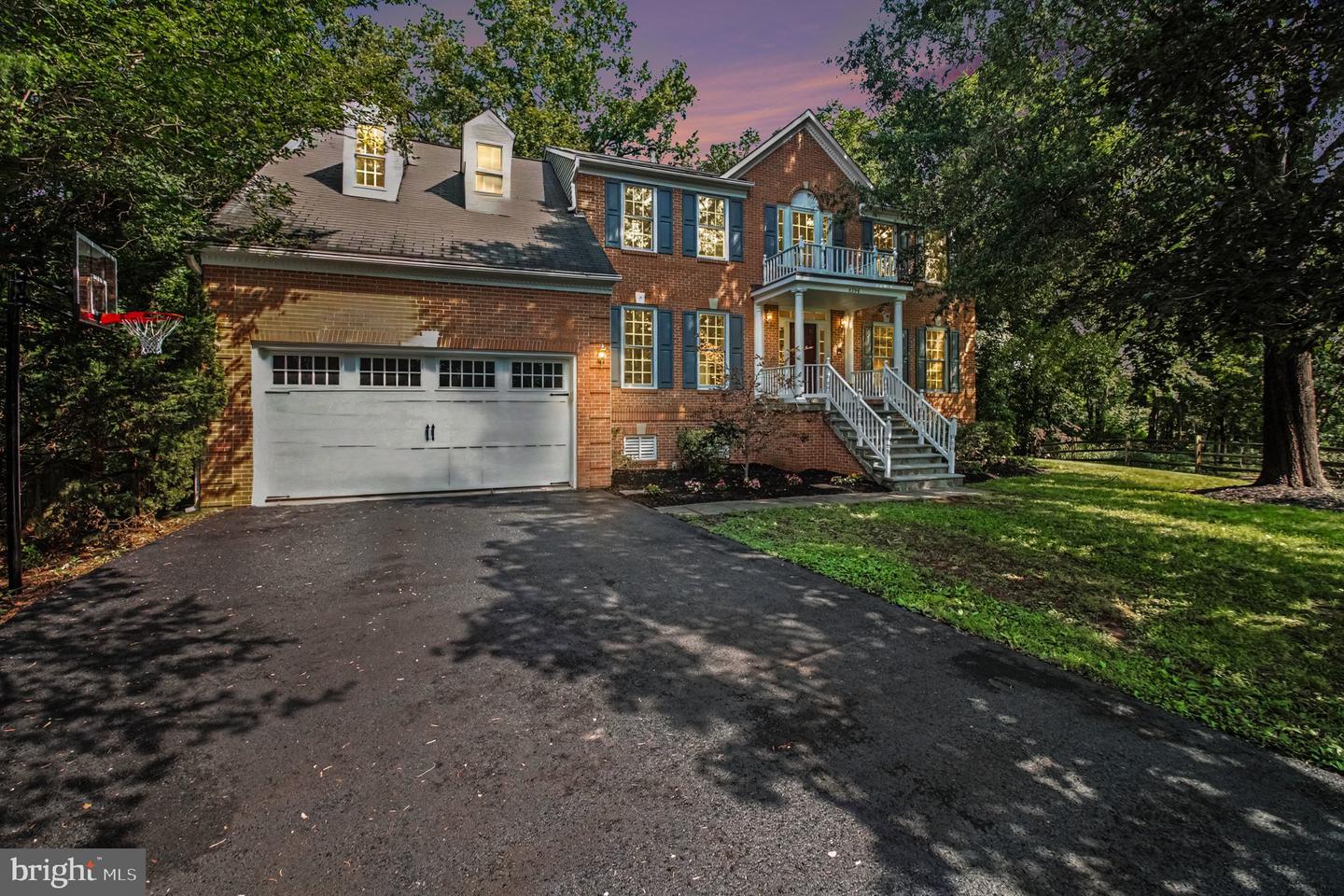 6356 Lee Forest Path — photo