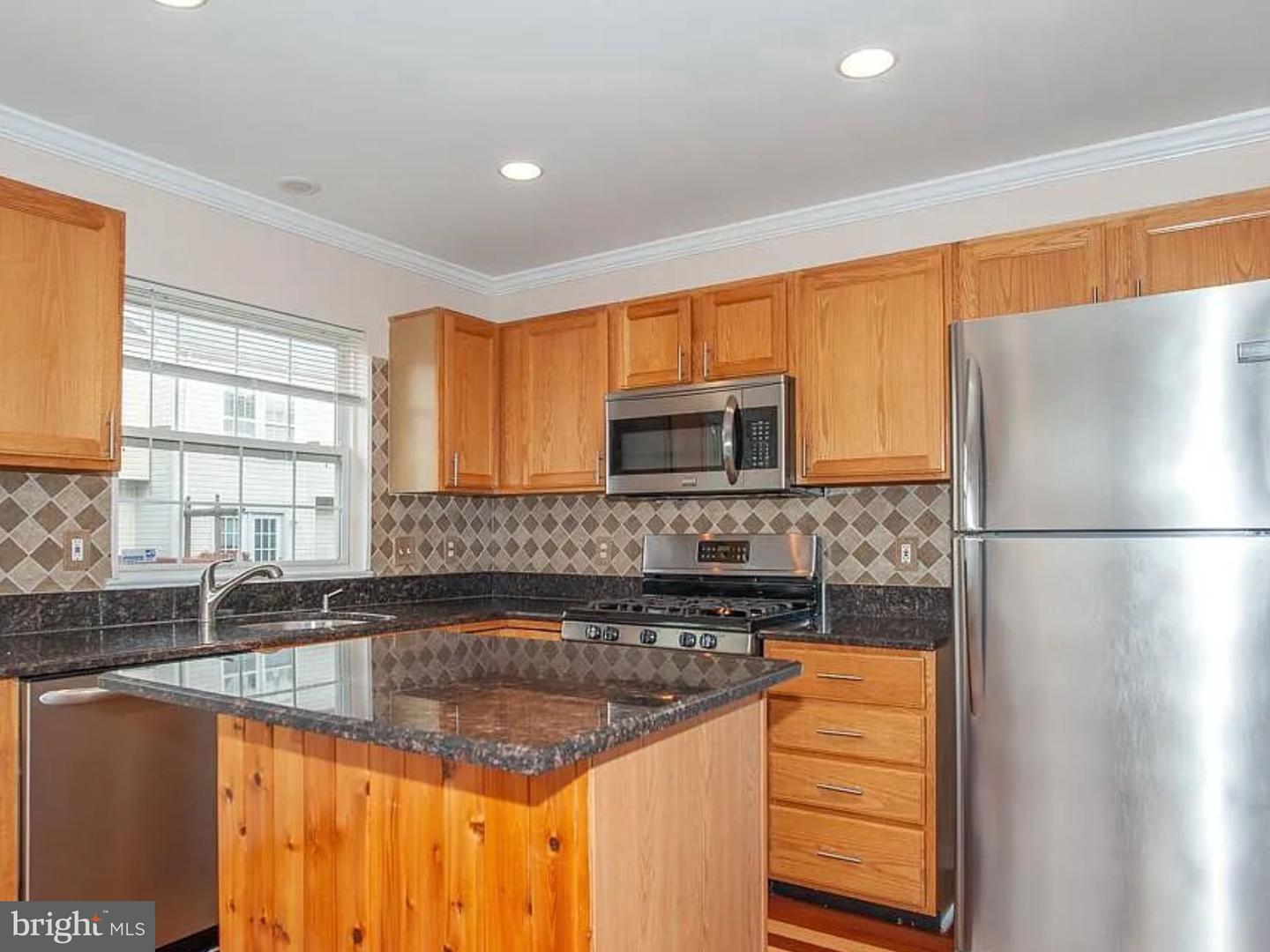 6380 Michael Robert Drive, Springfield, VA 22150 — photo 2