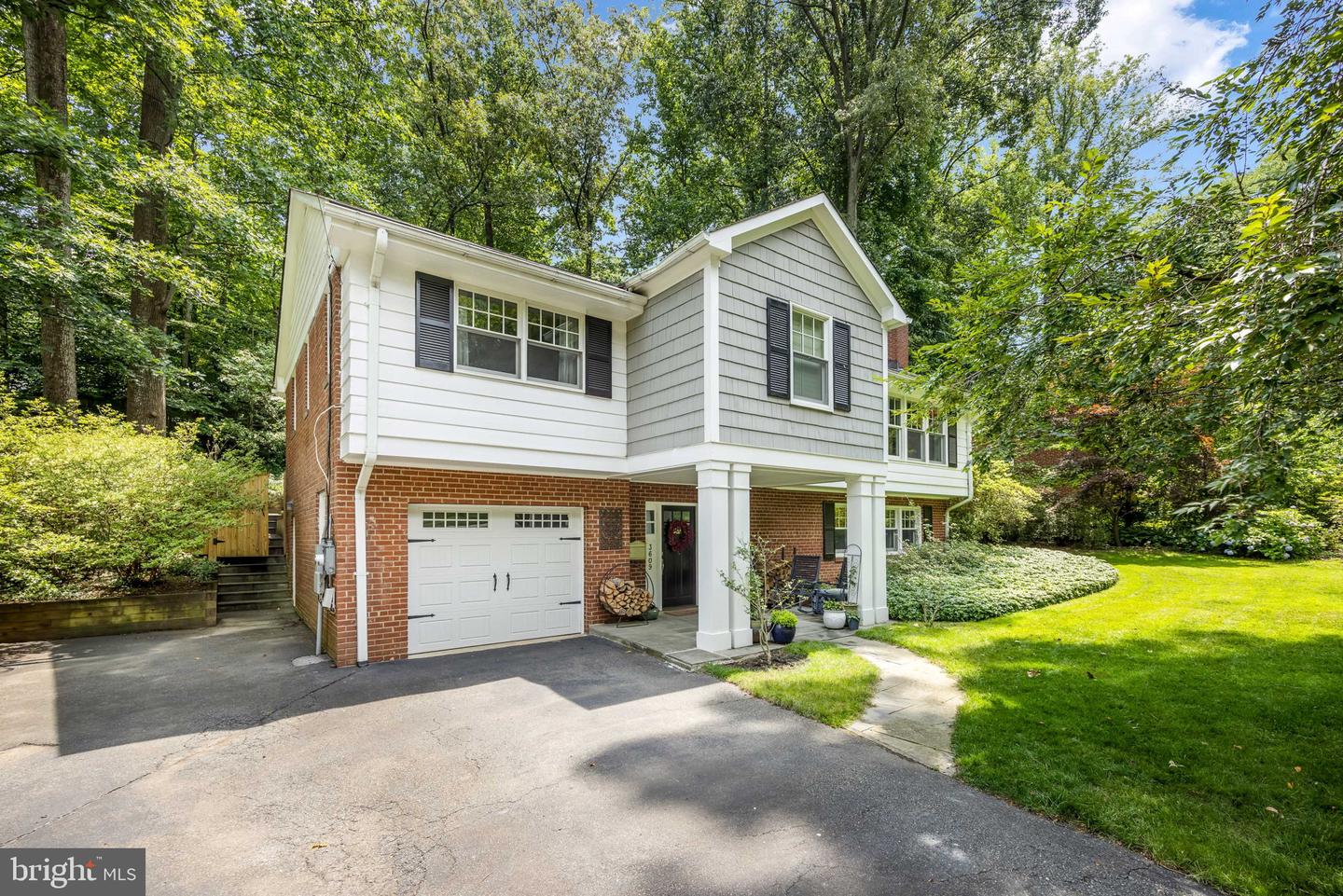 3609 Whispering Ln — photo