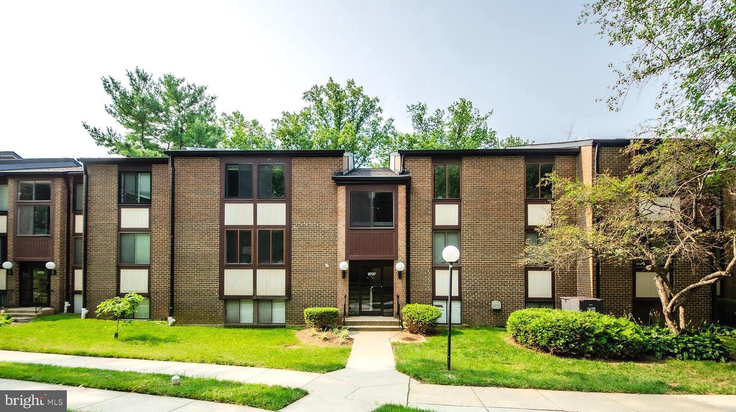 9737 Kings Crown Ct #202 — photo