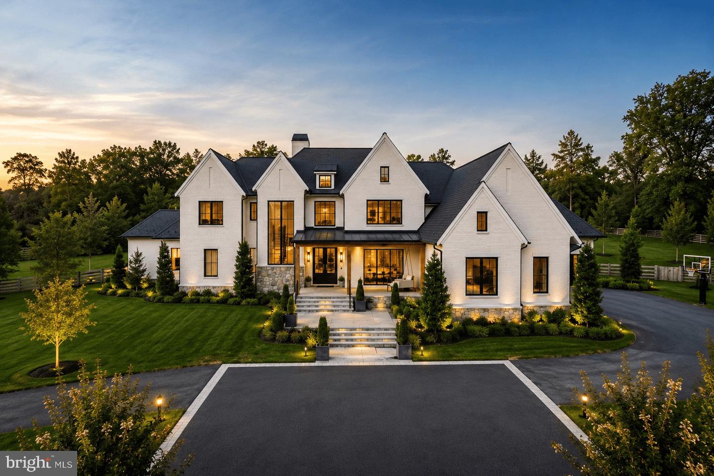 9910 Deerfield Pond Dr — photo