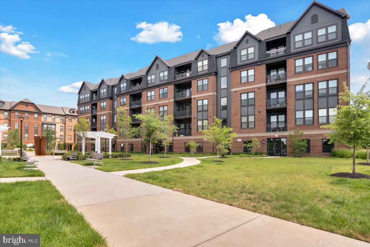 3927 Fair Ridge Dr #307 — photo