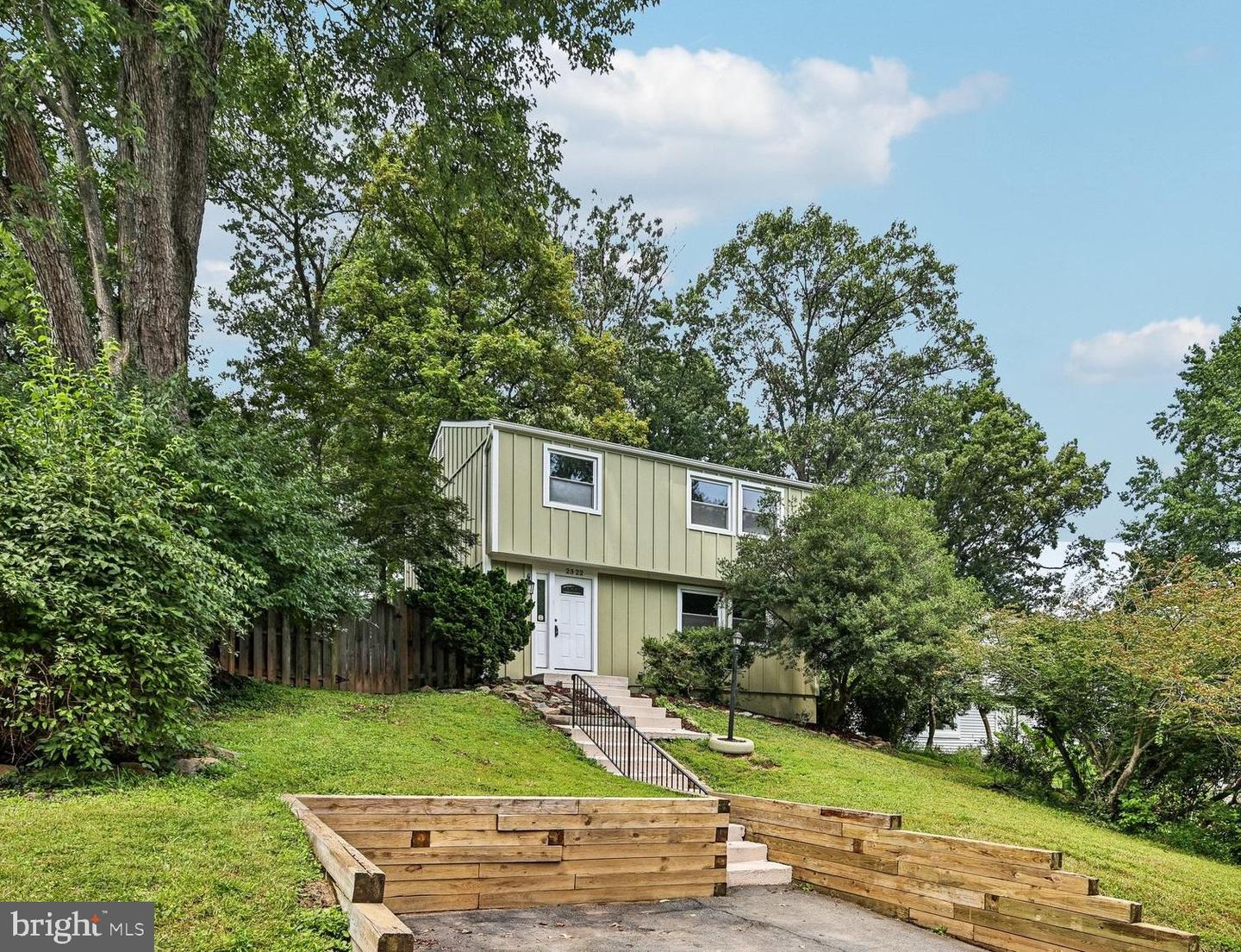 2322 Old Trail Dr — photo