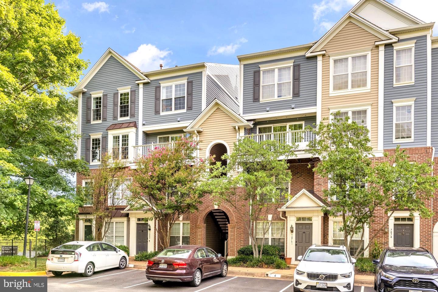 7078 Falls Reach Dr #303 — photo