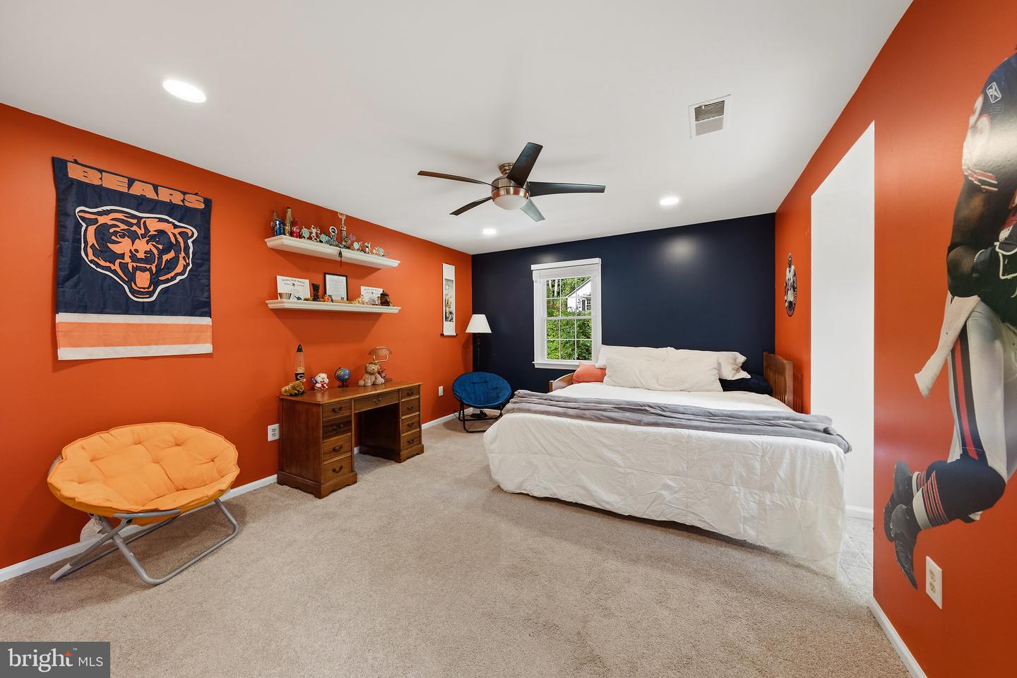 7821 Old Dominion Dr — photo