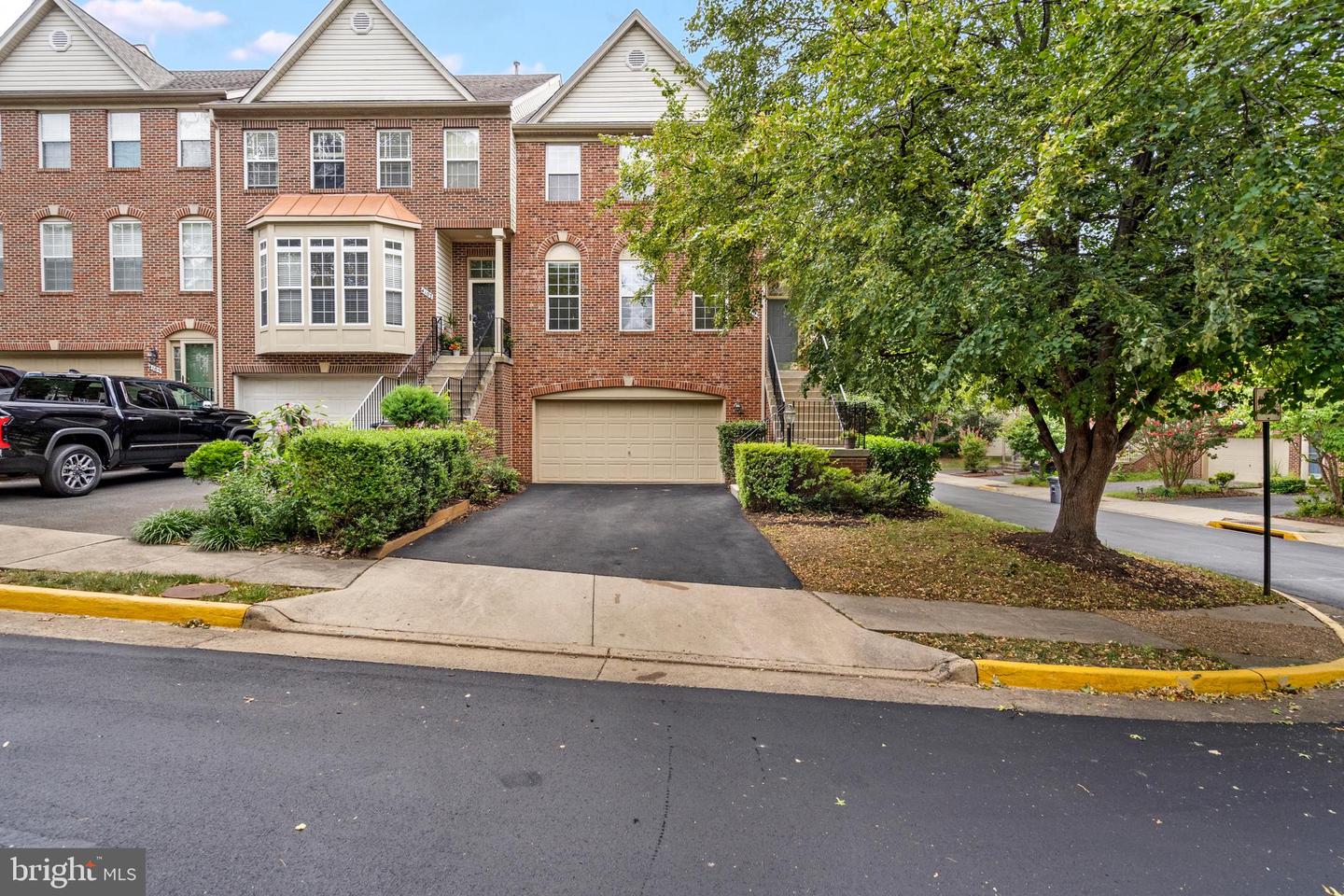 4109 Leclair Ct — photo